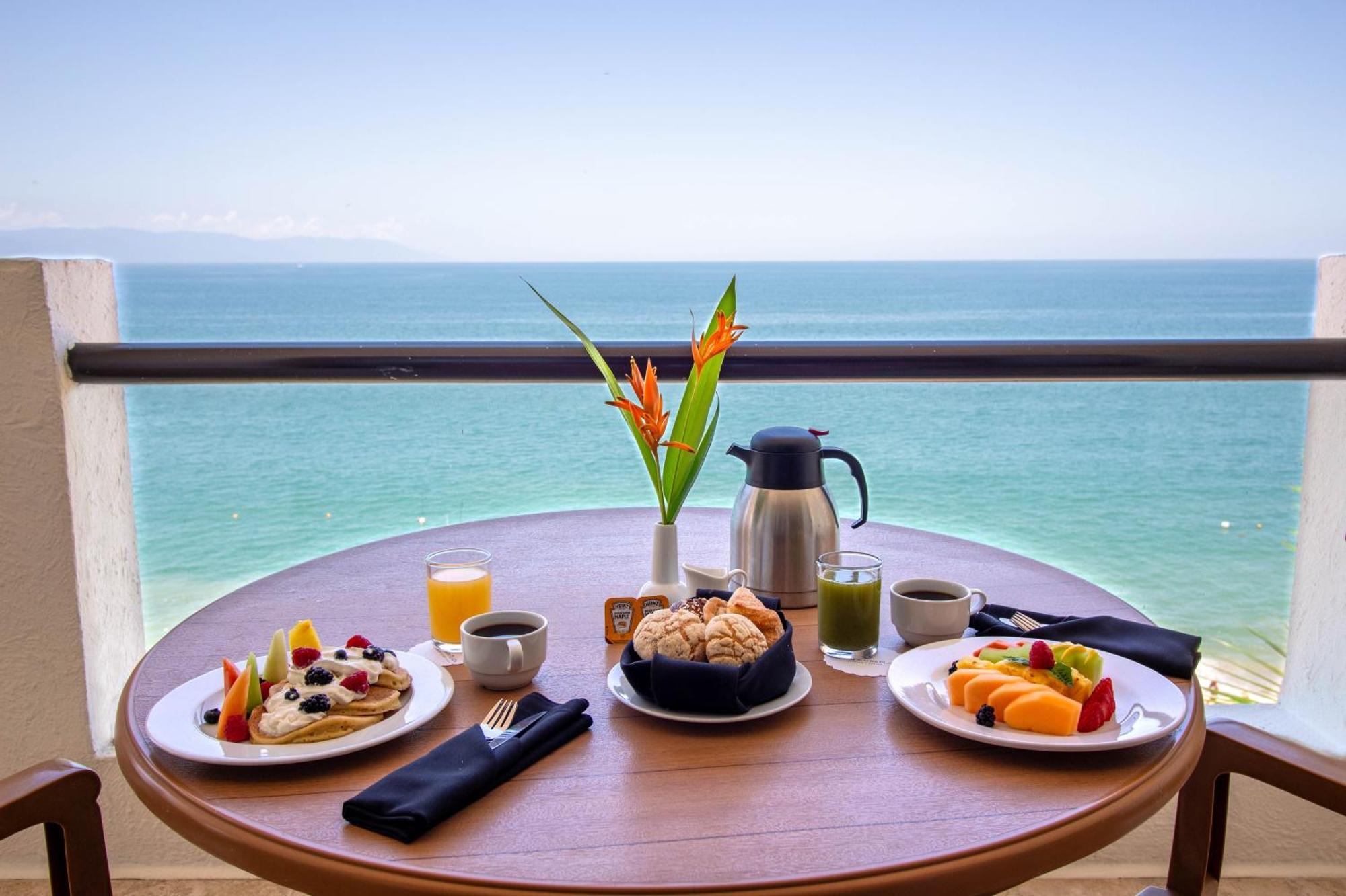 Plaza Pelicanos Grand Beach Resort All Inclusive Puerto Vallarta Eksteriør bilde